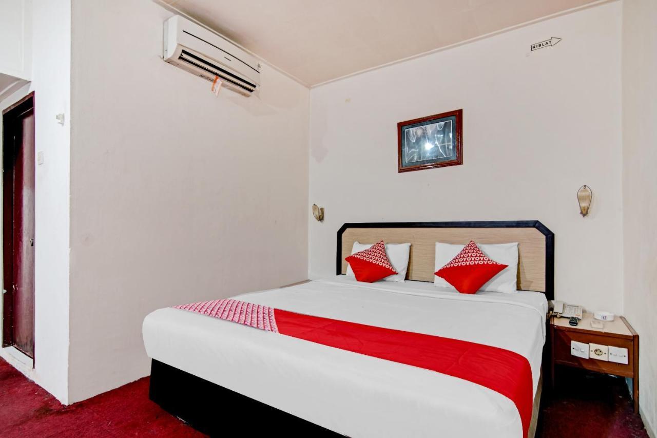 OYO 90697 Hotel Wisata Dumai Buitenkant foto