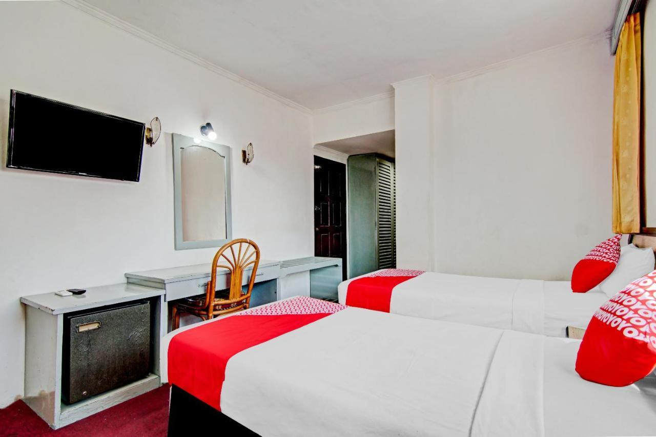 OYO 90697 Hotel Wisata Dumai Buitenkant foto