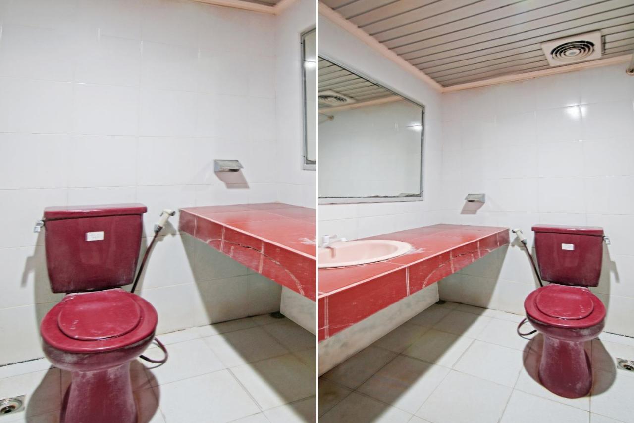 OYO 90697 Hotel Wisata Dumai Buitenkant foto